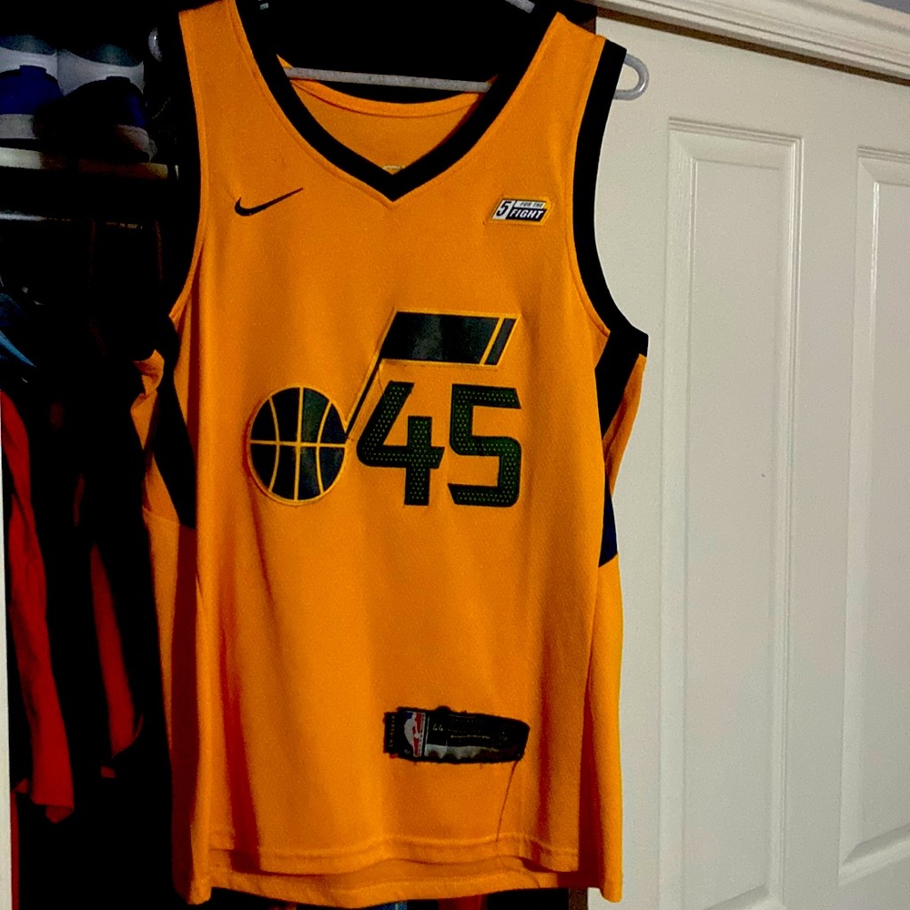Donovan Mitchell Utah jersey